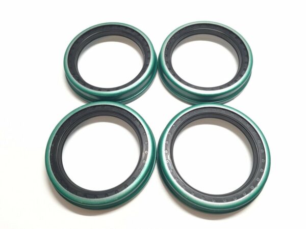 Trailer Wheel Unitized Oil Seals CR27438 / 91030 Hayes #99 Spindle 2.75'' 9K-10K